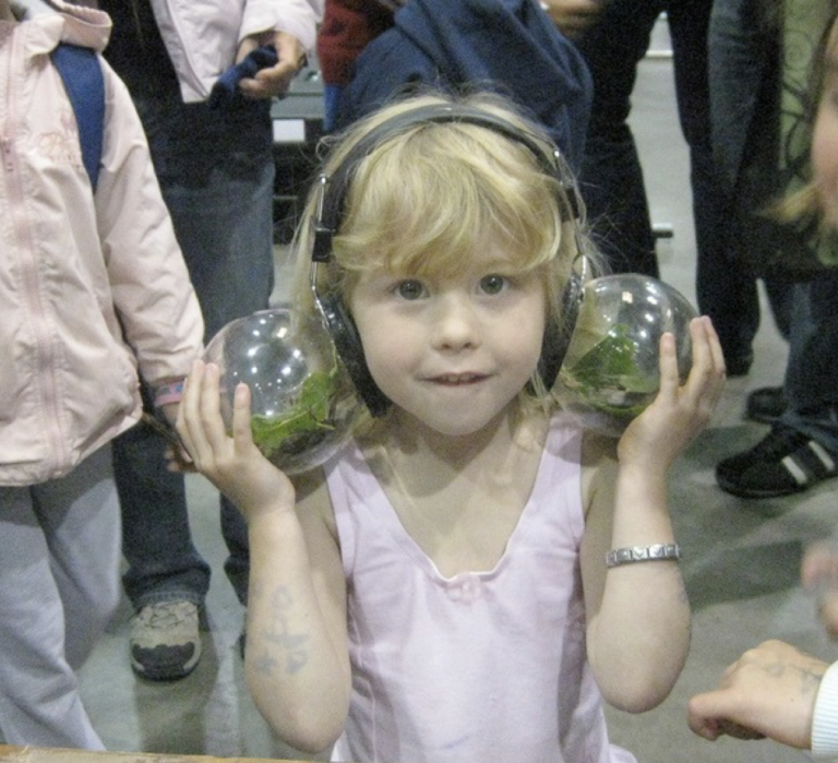 Tweenbot Medium